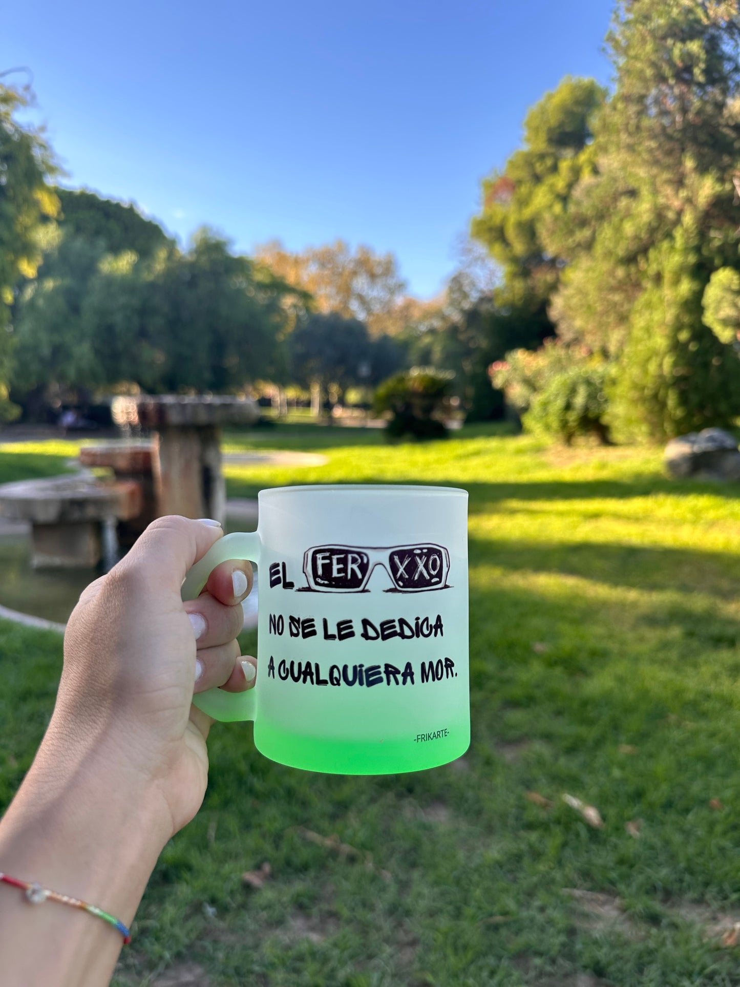 TAZA DE VIDRIO ESMERILADO VERDE DEL FERXXO MOR💚 | escoge la frase del ferxxo.