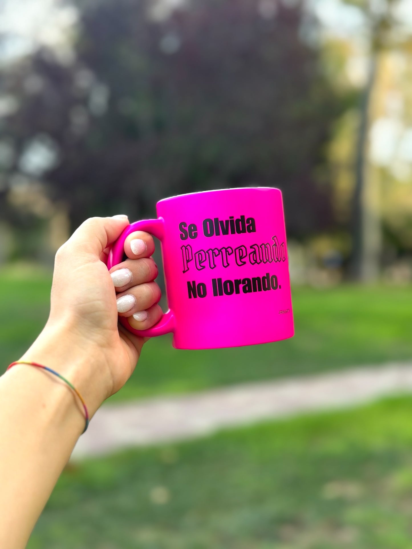 TAZAS DE NEÓN❤️‍🔥| escoge tu frase de reggaetón.