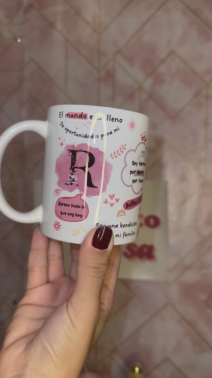 TAZA CON FRASES DE EMPODERAMIENTO | Personaliza con la inicial de tu nombre.💖