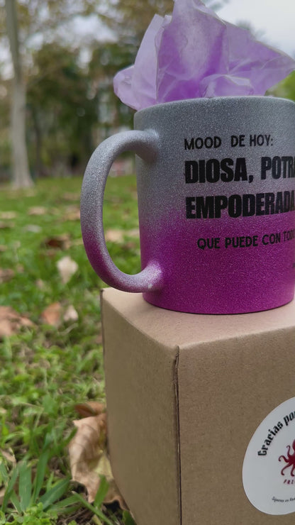 TAZA DEGRADADO CON PURPURINA✨💖| escoge tu frase de empoderamiento que te represente.